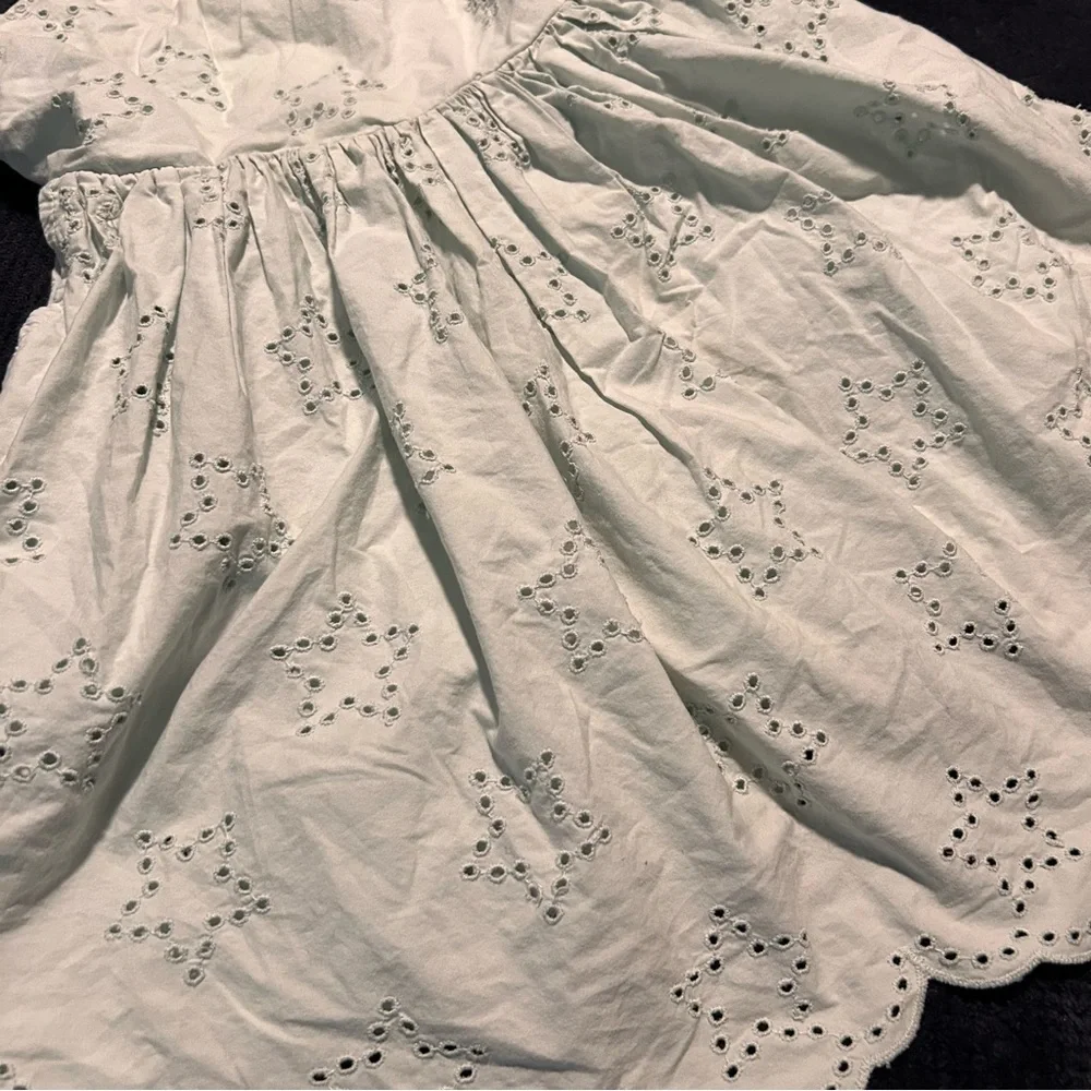 Boden Teal Blue 100% Cotton Eyelet Star Print‎ Pleated Dress 5-6 Year FLAW